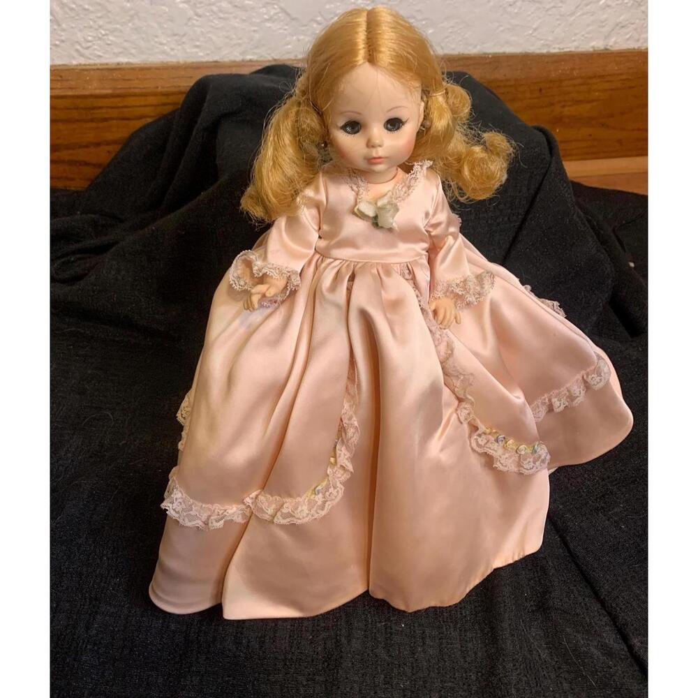 Madame Alexander Jenny Lind Doll 16 in Cissette 1970 *RARE*
